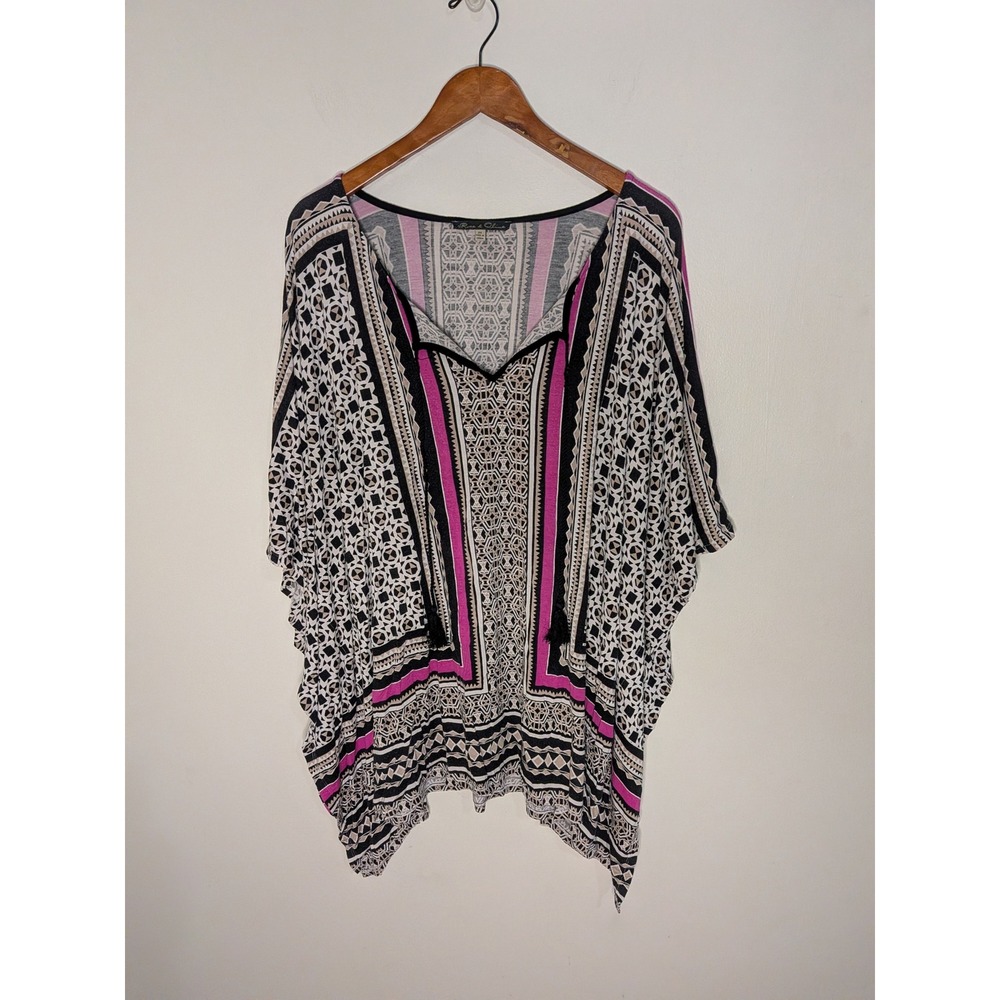 Rose & Olive Women 2X Tassel Poncho Kimono Top Bohemian Tribal Geometric Print